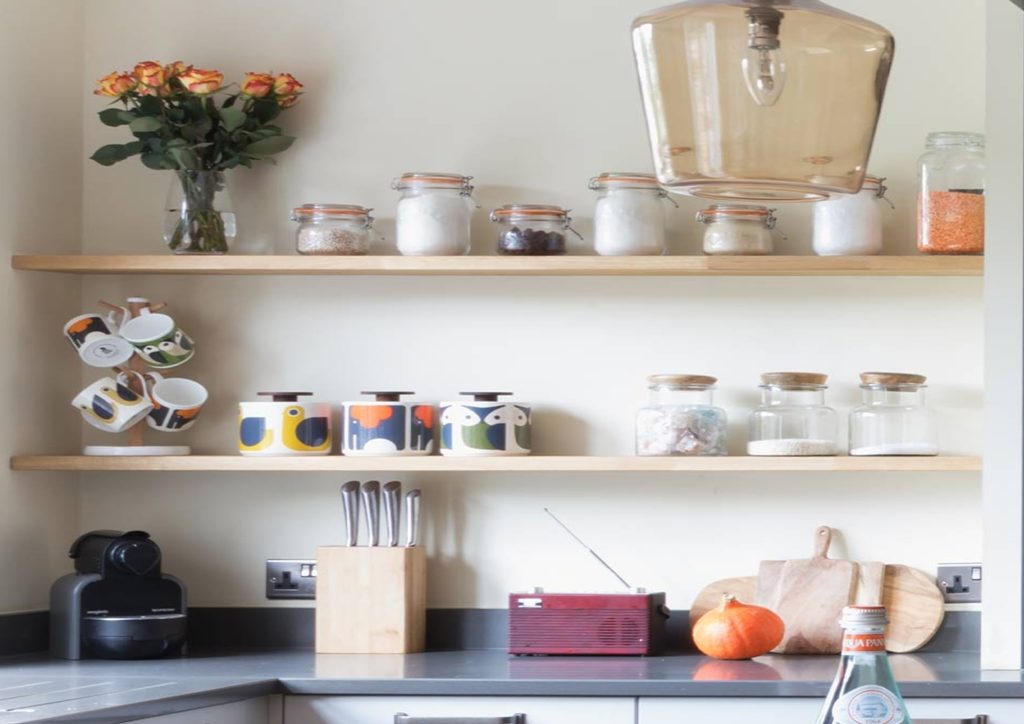 Kitchen open plan shelving