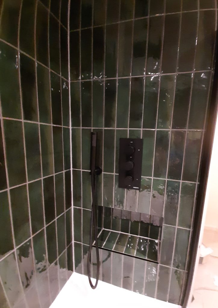 Contemporary Black Bathroom Fixtures